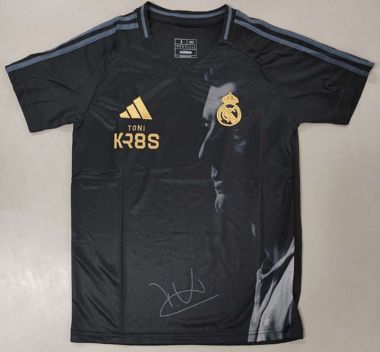 Real Madrid Kroos Tribute fan version jersey