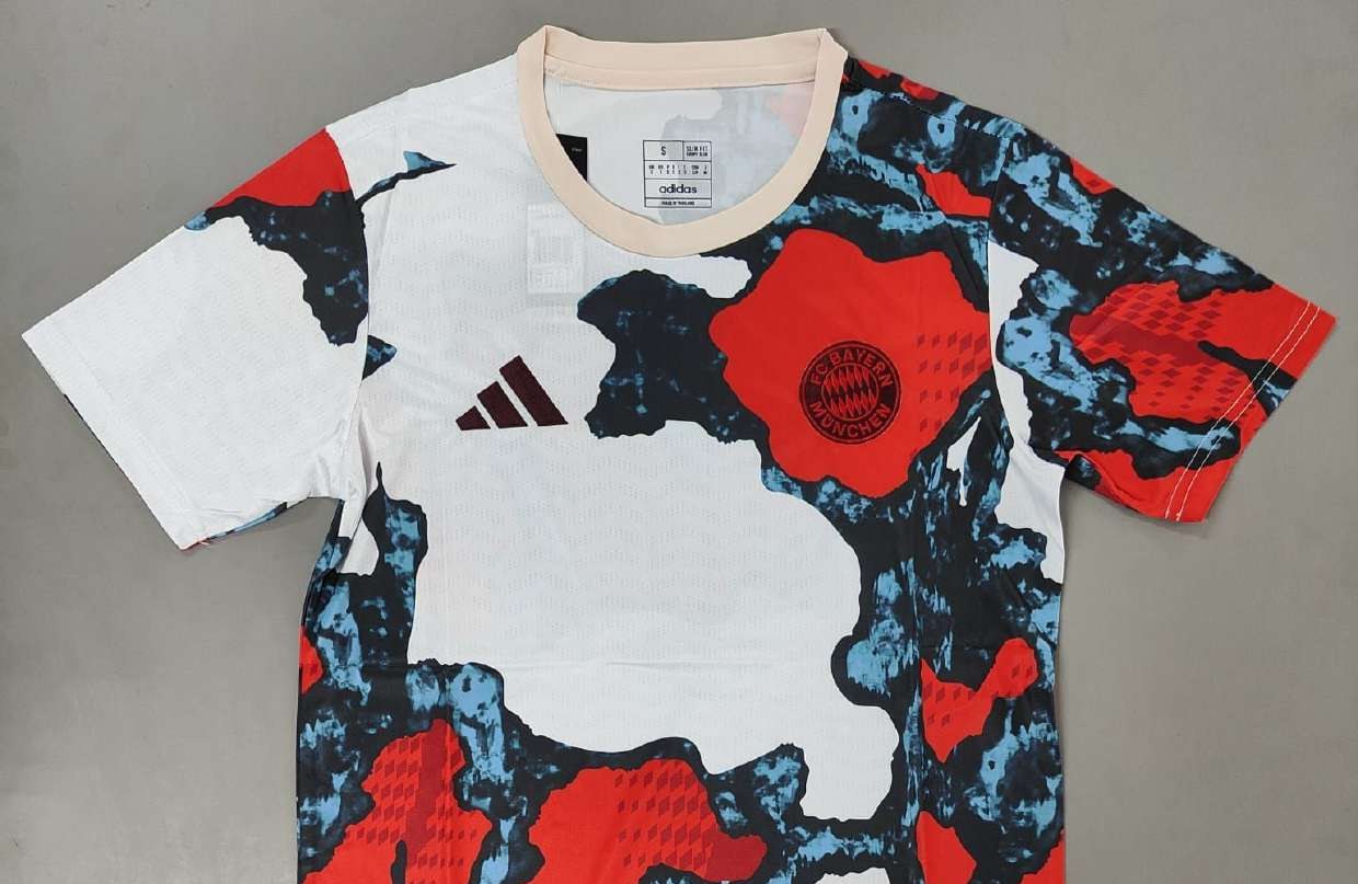 Bayern Munich Splatter fan version jersey