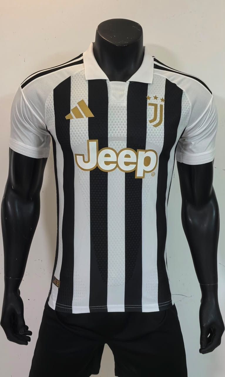 Juventus Home · Jeep club edition player version jersey