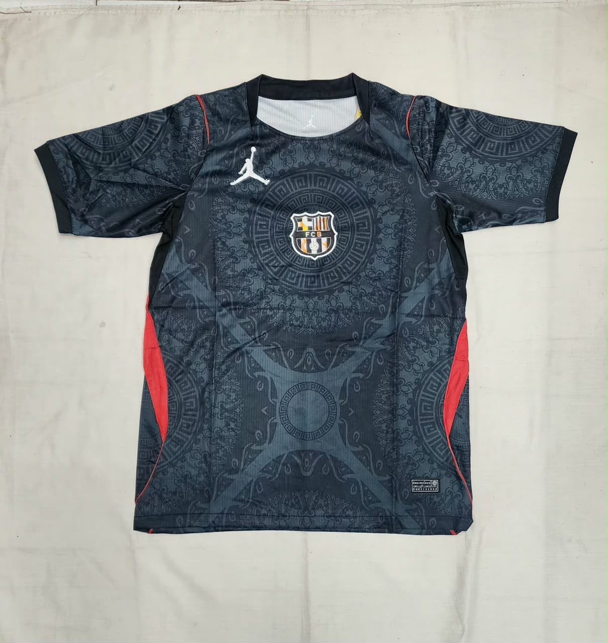 Barcelona Classic II fan version jersey