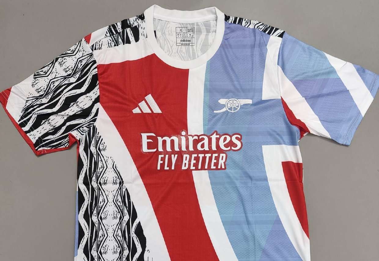 Arsenal Pre-Match fan version jersey