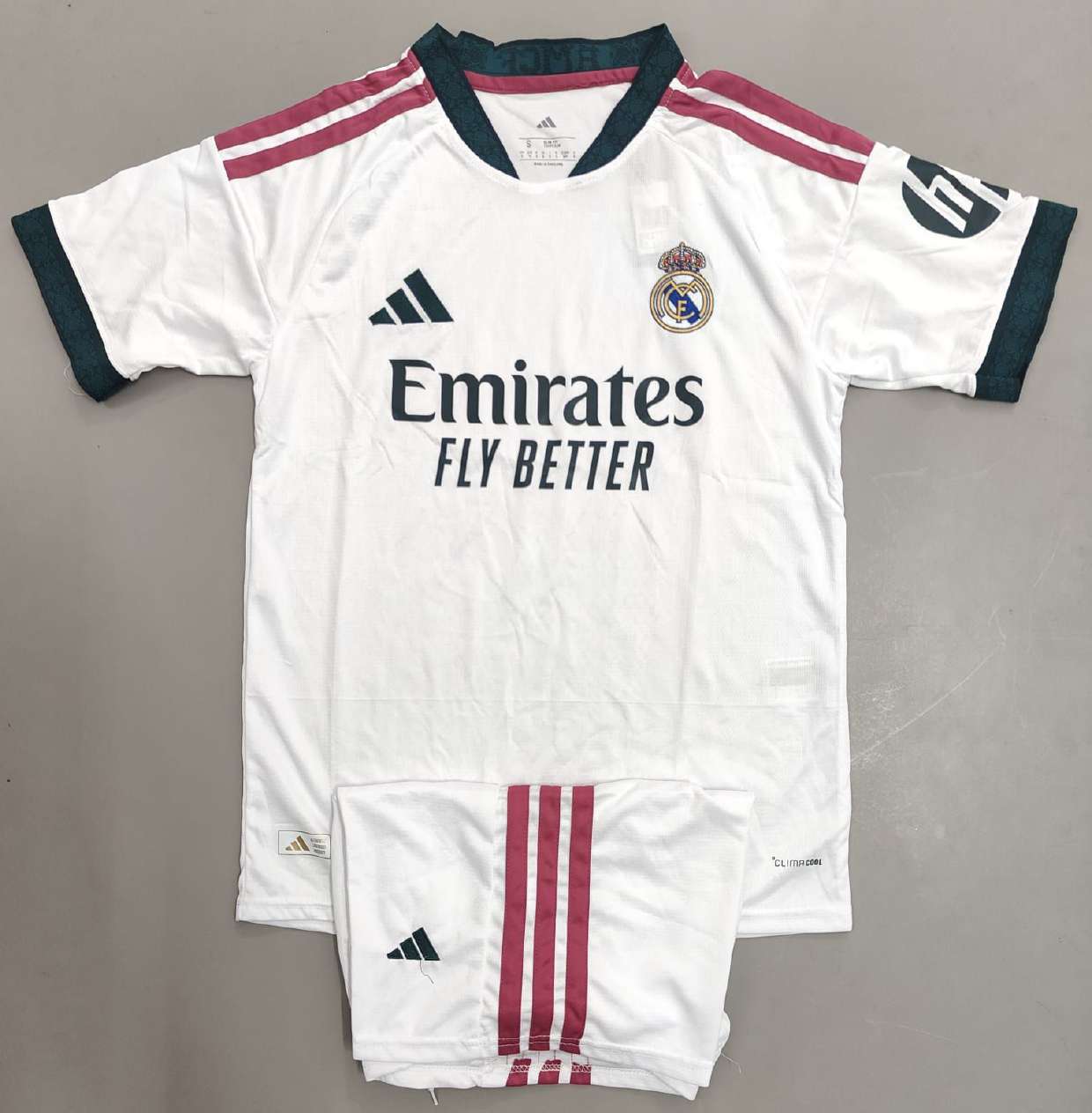 Real Madrid Away White Pink kit set