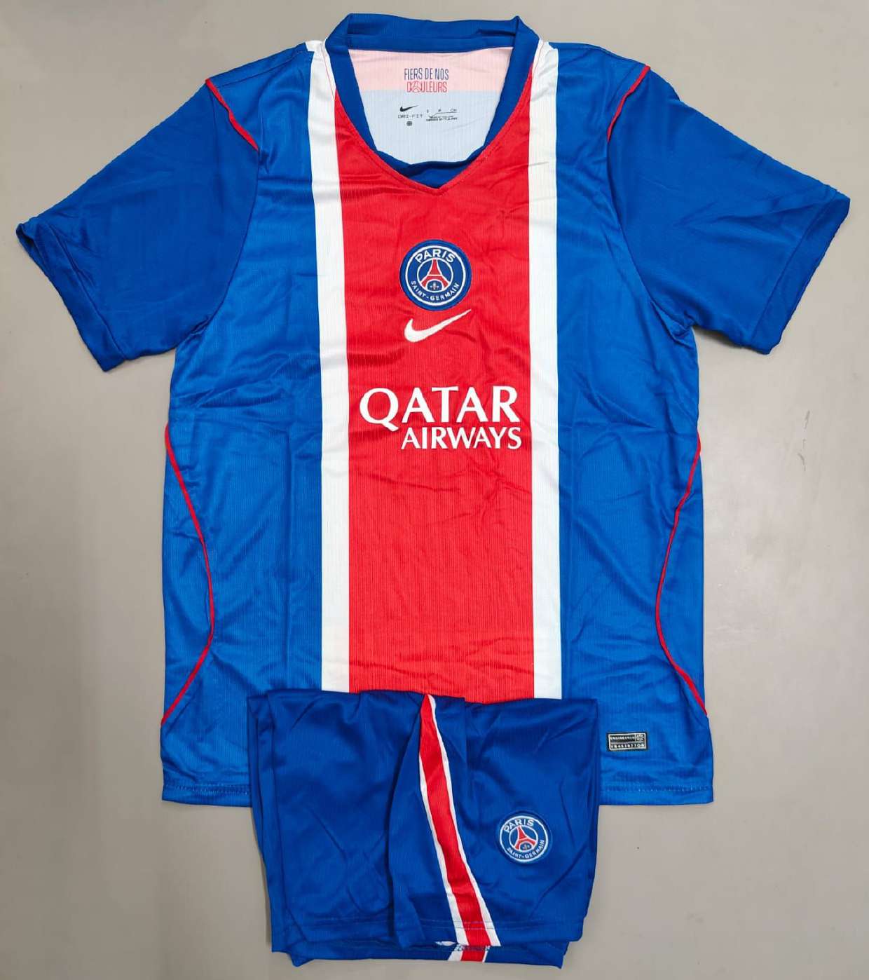 PSG Home Qatar Airways kit set