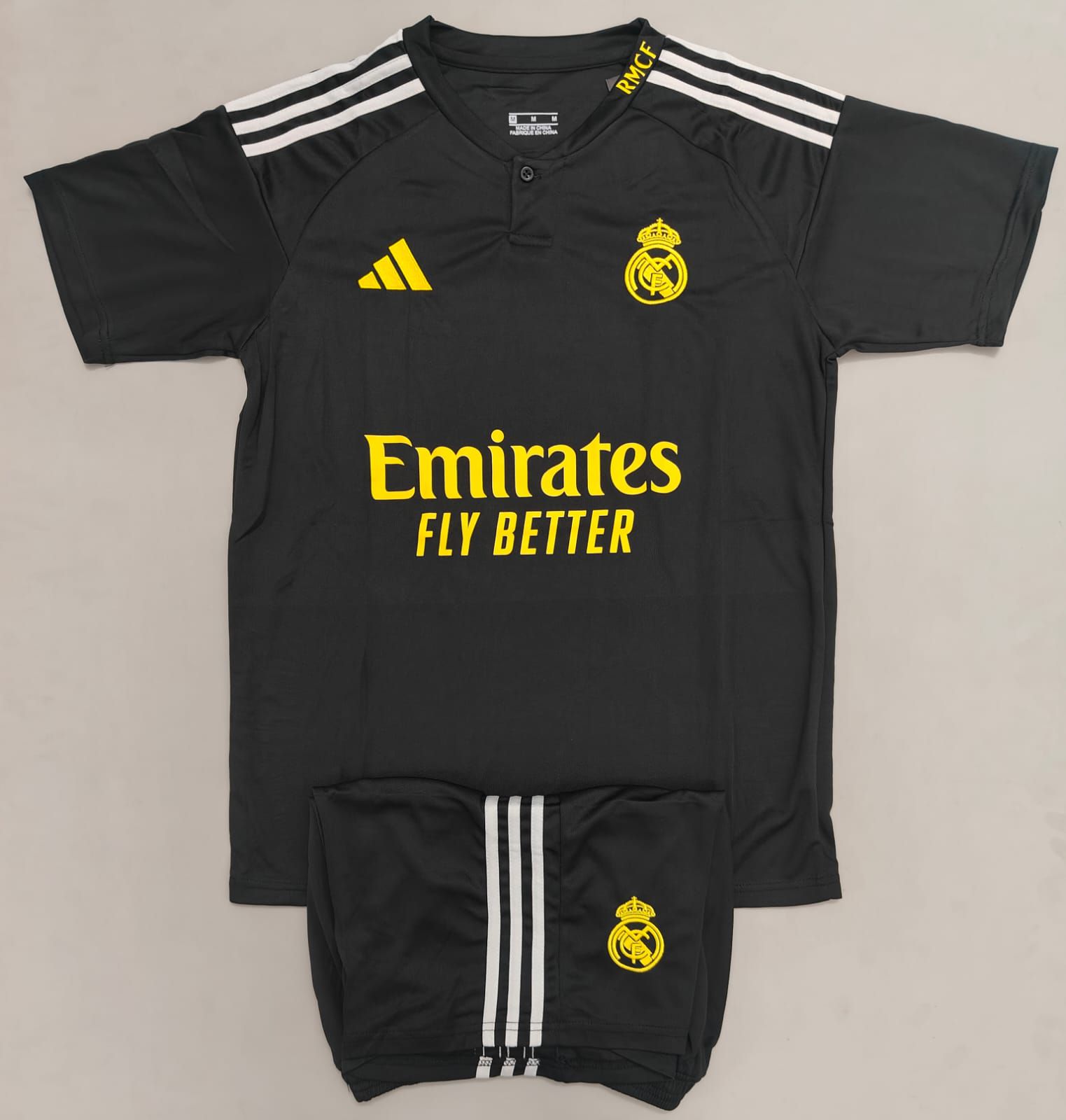 Real Madrid Black Yellow kit set