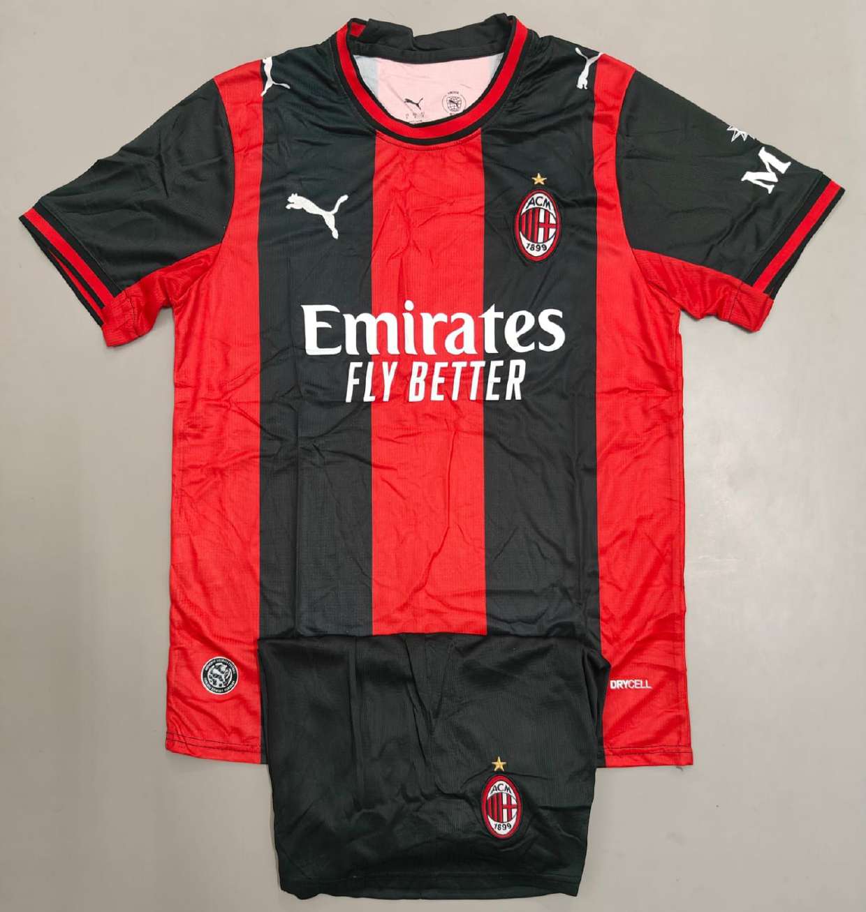 AC Milan Home Emirates kit set