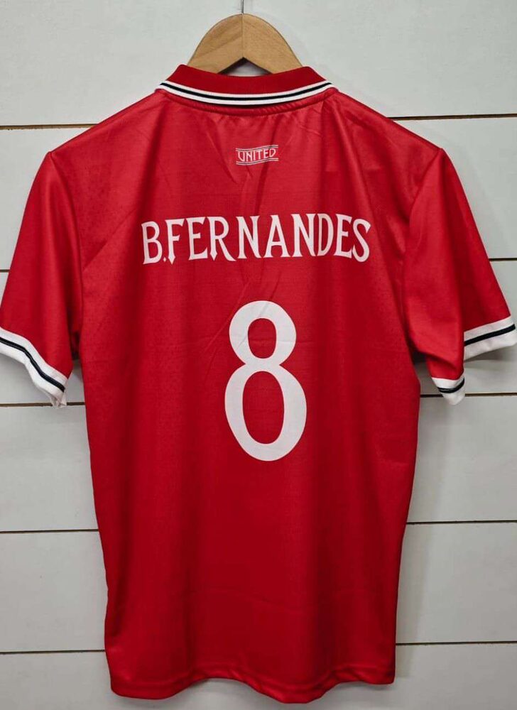 Manchester United Home · B. Fernandes #8 club embroidery jersey — view 2